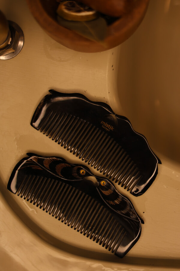 Heritage of Nature: Handmade Comb from Cow Horn